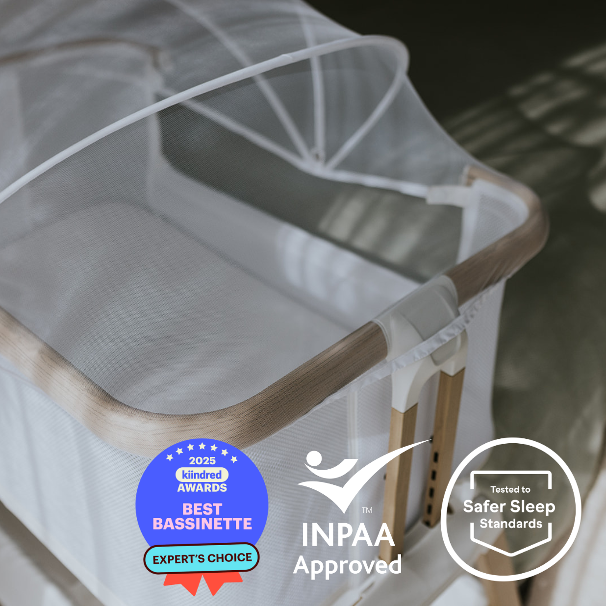 BabyRest Alfie² Bedside Bassinet - White/Natural