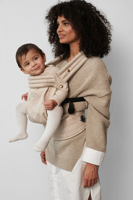 Antipoppe Zeitgeist Argus Theia in silk and baby camel