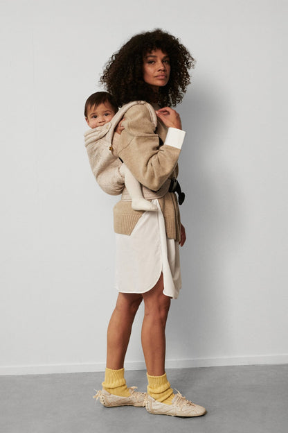 Antipoppe Zeitgeist Argus Theia in silk and baby camel