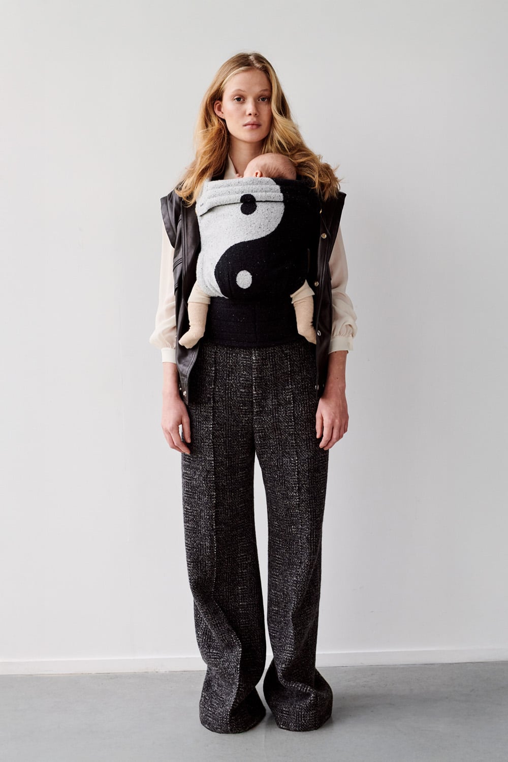 Antipoppe Zeitgeist Yin Yang in organic cashmere and silk